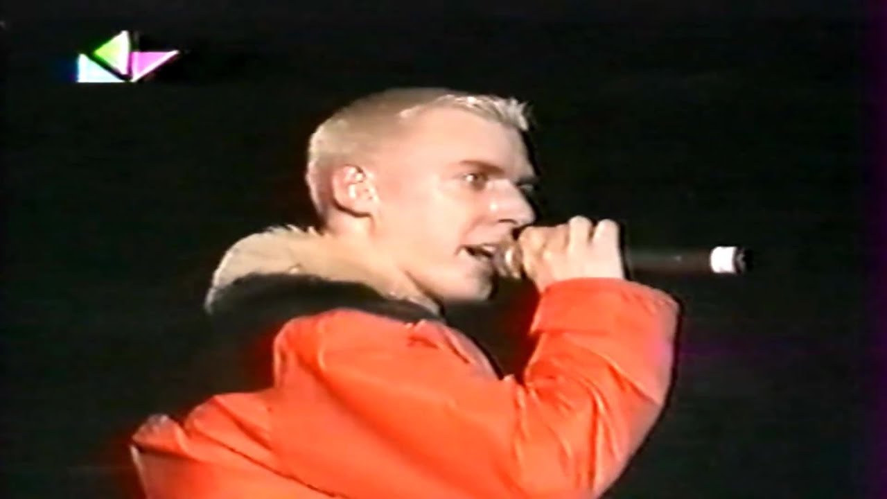 Scooter - Back In The U.K. Live in Vilnjus 1997 [06/12]