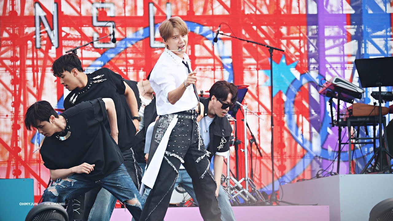 [4K] 240615 Weverse Con Festival 2024 김준수 XIA - Out Of Control ~ Turn It Up