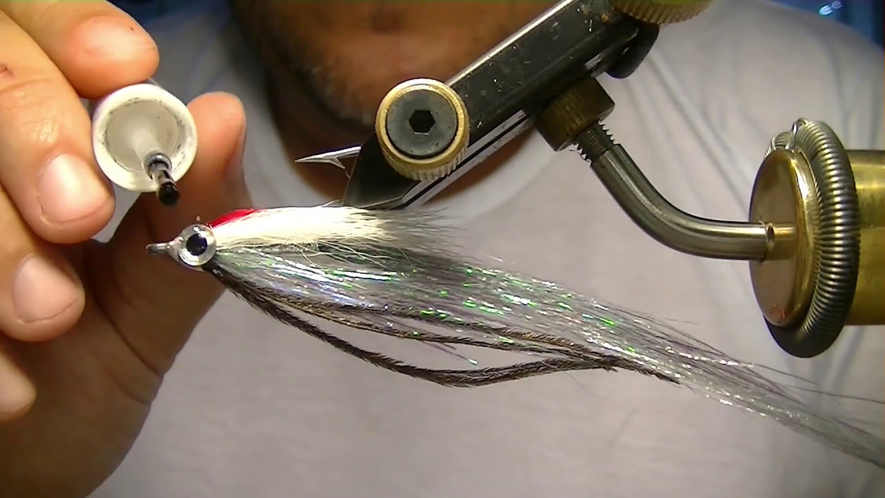 Atado de moscas para truchas.(Fly tying) #4.(alevino de pejerrey). El club del atado.
