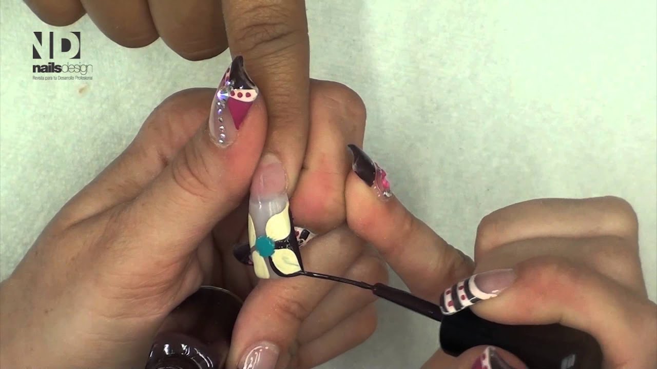 Revista Nails Design 68 México/PURPURINA