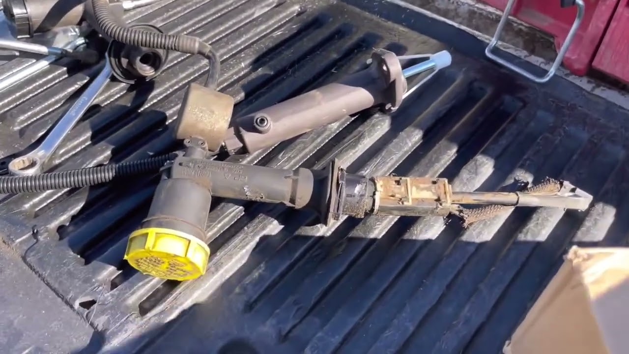 2003 Dodge Ram Clutch Master and Slave Cylinder Replacement