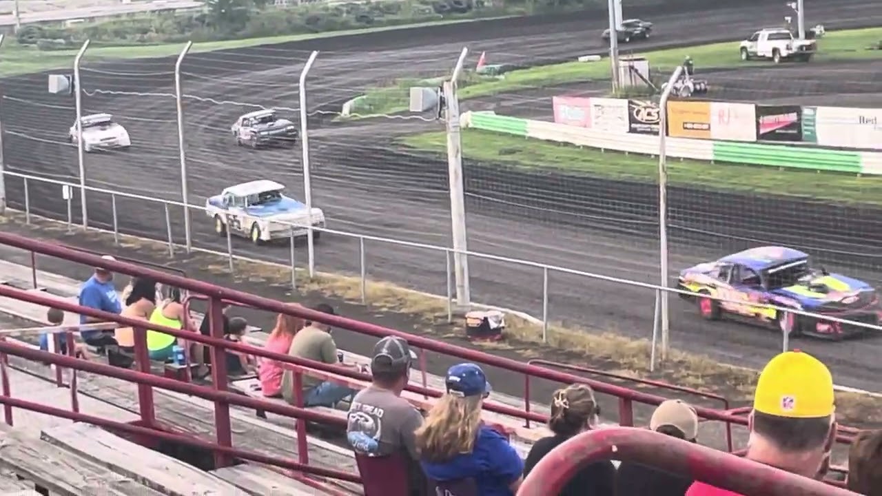 Adams county speedway stock car heat race Steve Churchill #55 and John Kinser #6 August 5th 2023