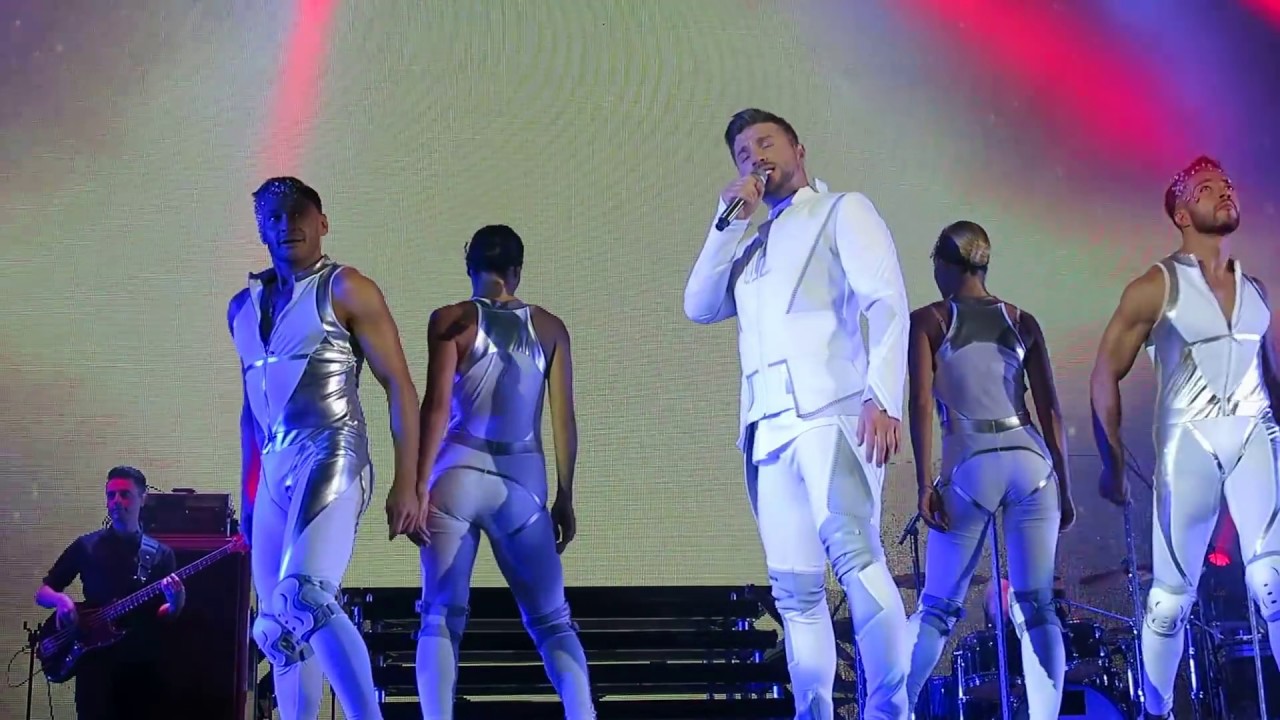 Сергей Лазарев Найди меня (live)