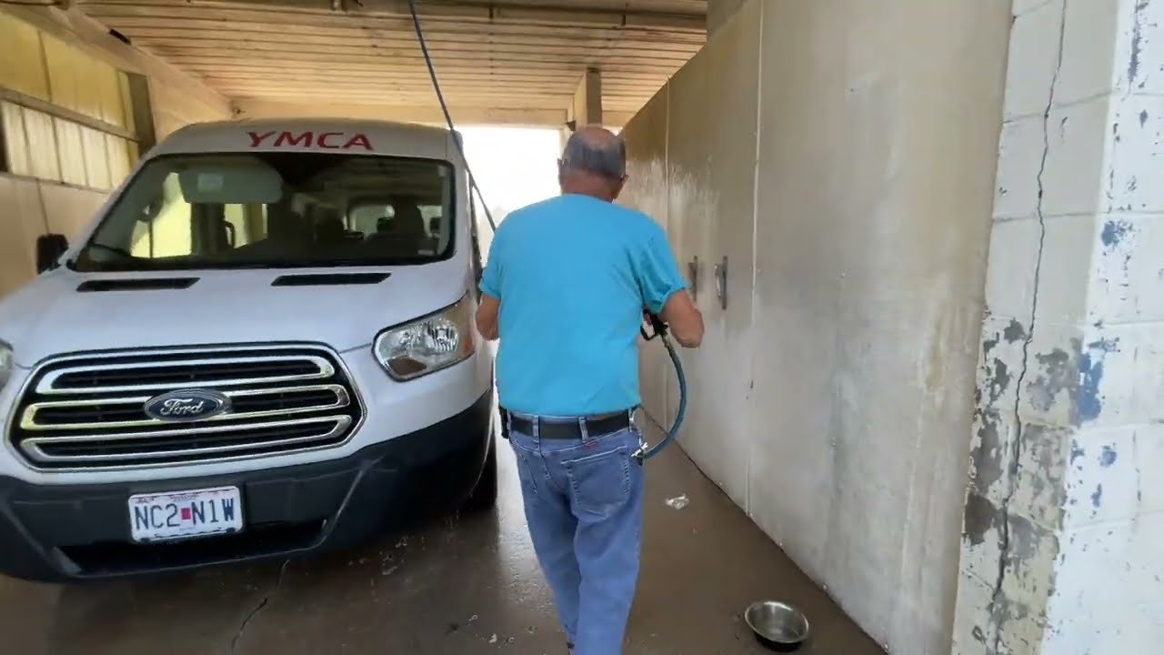 Going to the car wash in Mexico, Missouri ￼