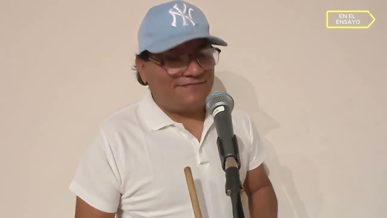 EN EL ENSAYO DE JAVIER VILLARREAL