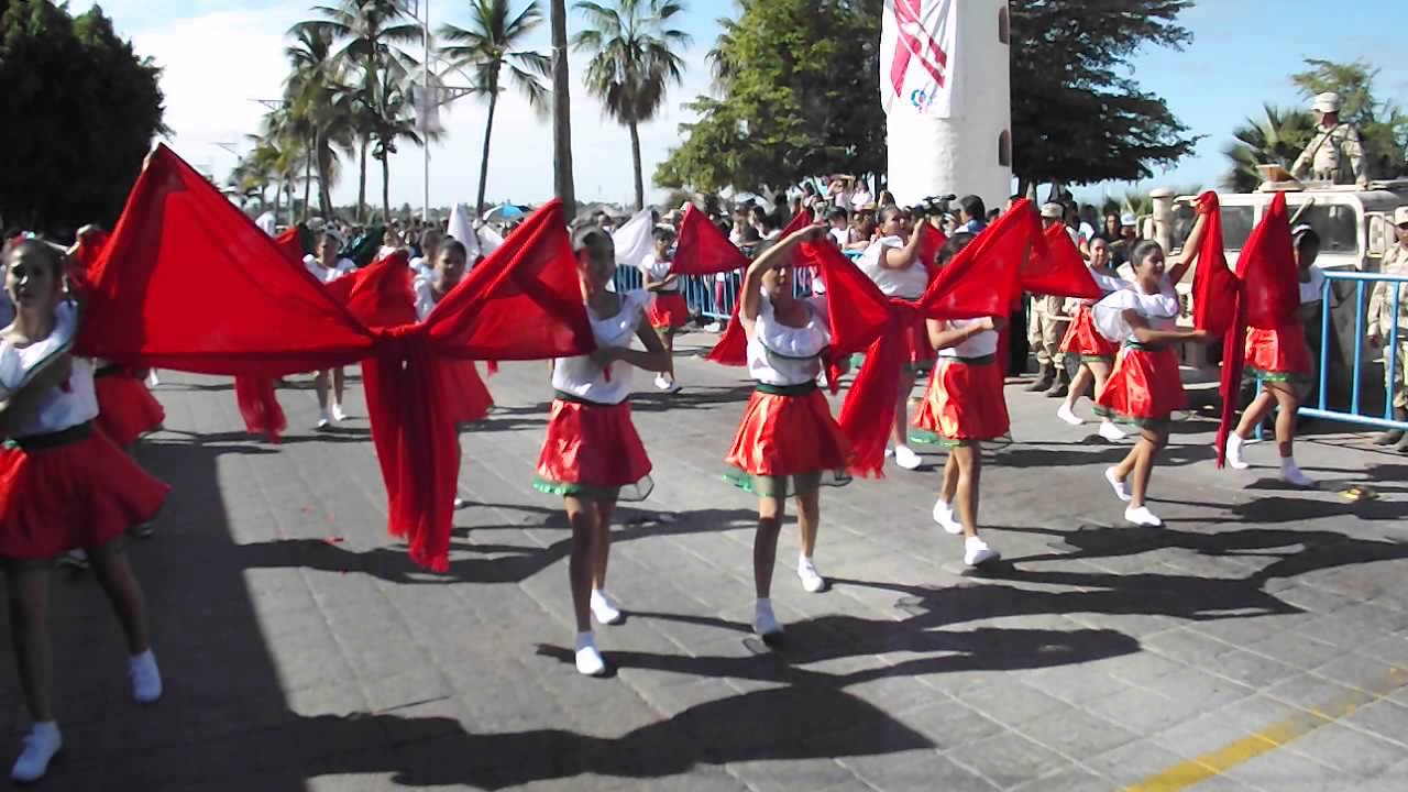 DESFILE 20 DE NOVIEMBRE SECUNDARIA DAVID PERALTA OSUNA 4 LA PAZ BCS 2013