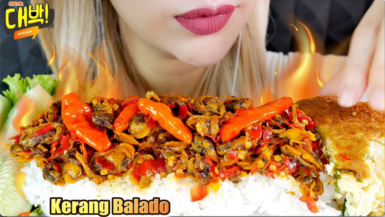 ASMR 🔥🫕KERANG BALADO MERCON + TELUR DADAR FU YUNG HAI 🍳 | SPICY OYSTER BALADO | RAINY DAY 🌧