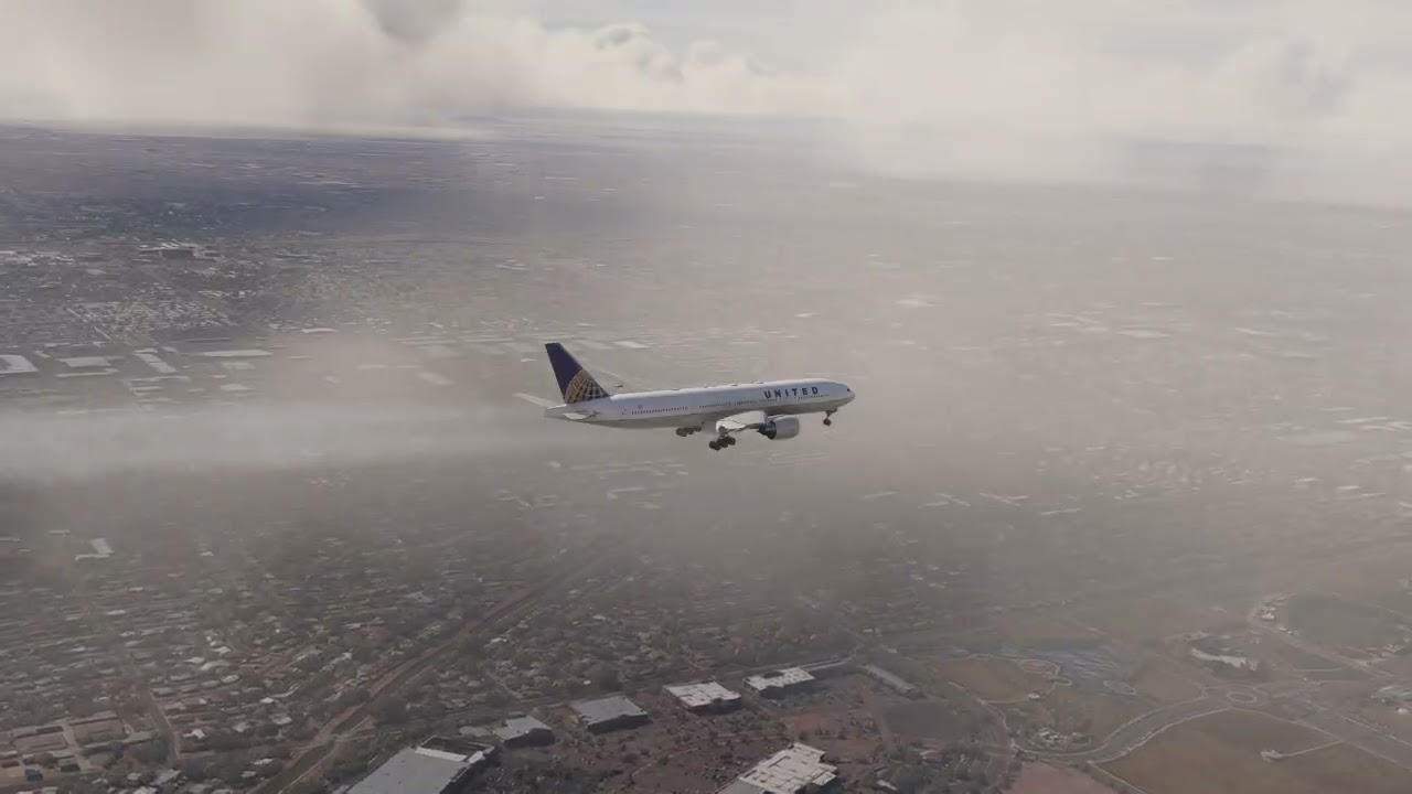 ГИГАНТ НЕБА: Крупный план посадки Boeing 777 в аэропорту Финикс Скай Харбор (4K)