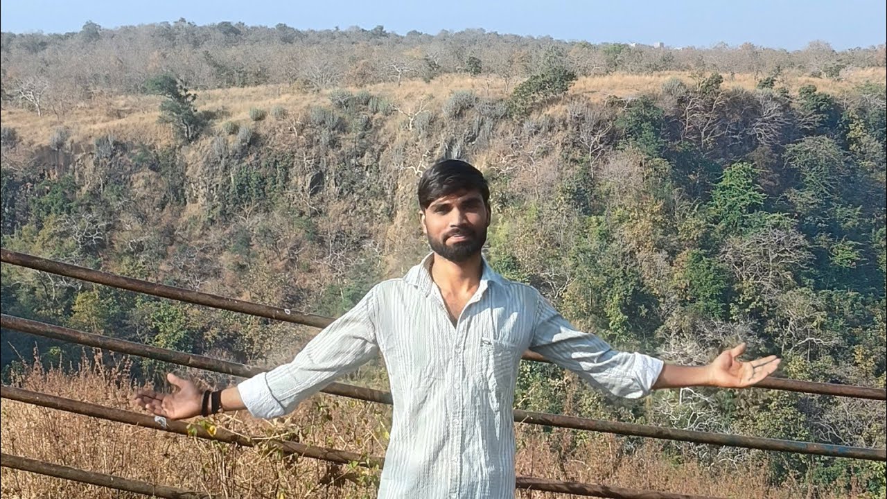 Chhota Amarnath near Indore 😊😊.                     Jay Shri Mahakal 🙏🙏🙏🙏🙏