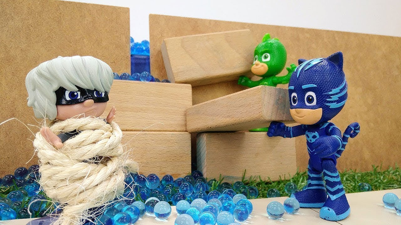 Pijamaskeliler ile &ccedil;ocuk videoları . Se&ccedil;kin b&ouml;l&uuml;mler! Eğlenceli video