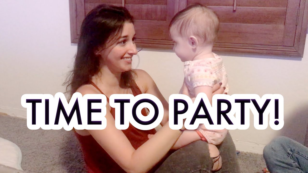 Twin baby girls pool party! /// McHusbands