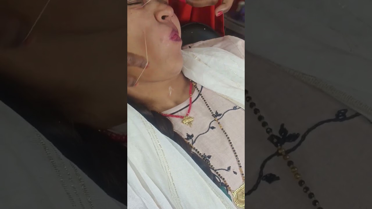 upper lip hair threading channel ko subscribe kare👍🏻