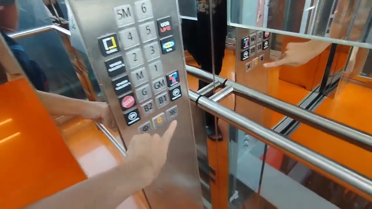 AMAZING WOW !!! schindler 5500 Scenic elevator @ EMSPHERE bangkok 