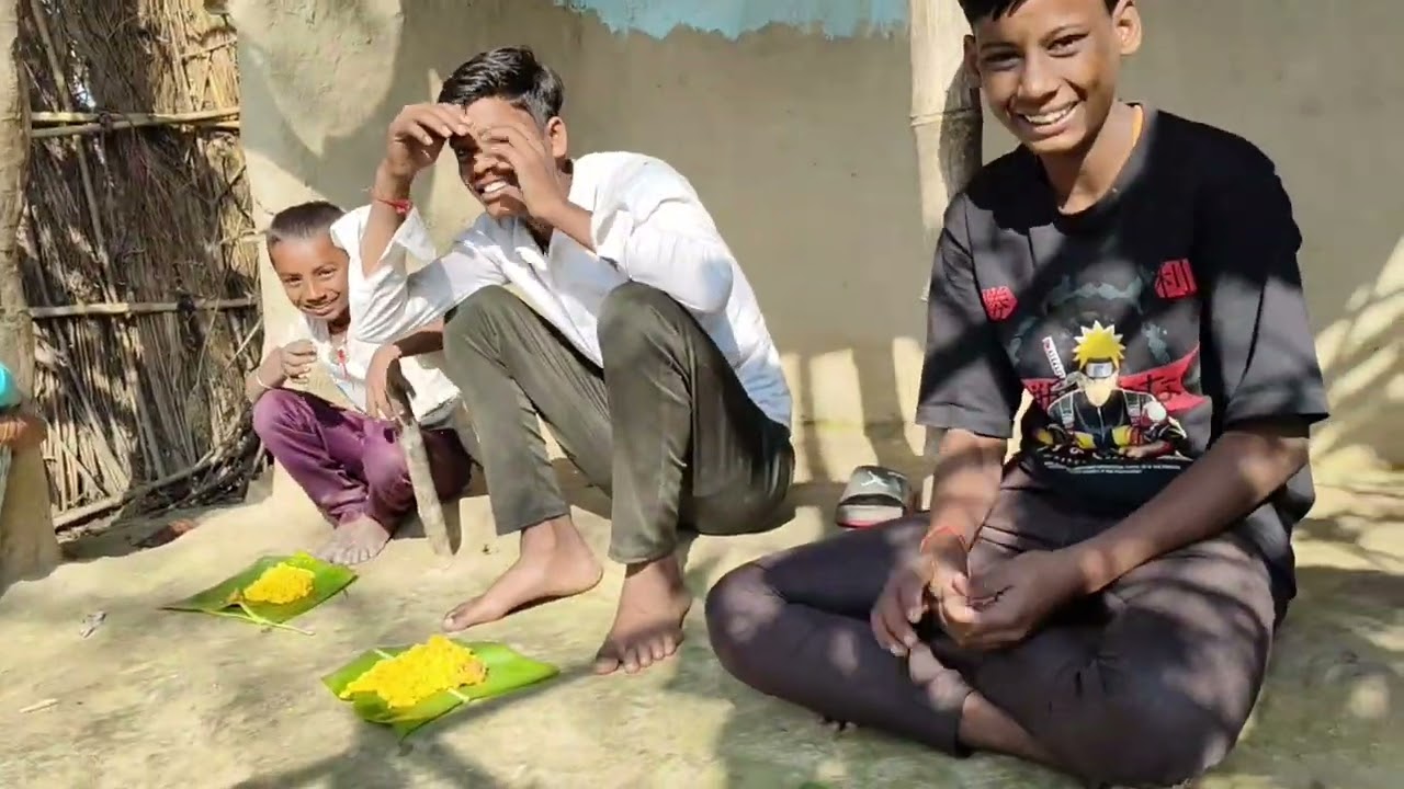 खिचड़ी का भोज केला के पाट पर।