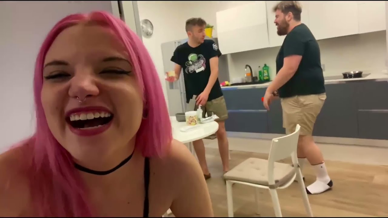 Kaaat Stuzzica Eze Nella Streamhouse Video ricaricato