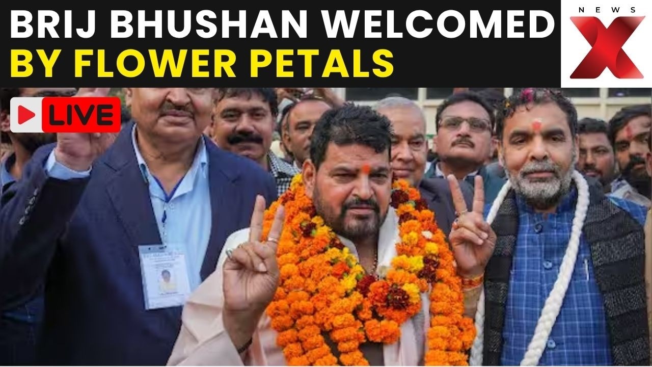 Brij Bhushan Verdict LIVE: Flower Petals, Bouquets Welcome Brij Bhushan After Rouse Avenue Verdict