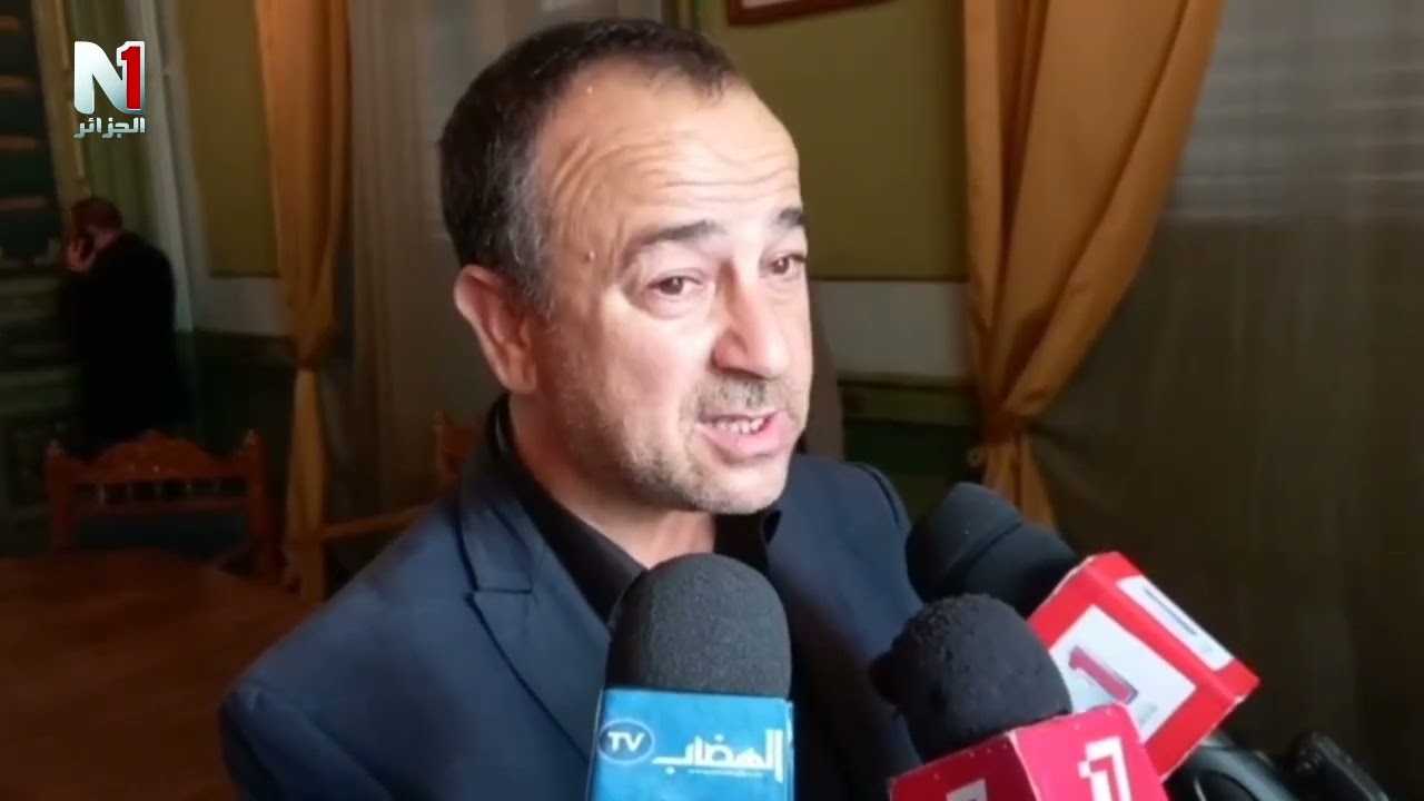 قسنطينة -  منتخبون يرفضون التصويت على الدورة و رئيس البلدية يرد