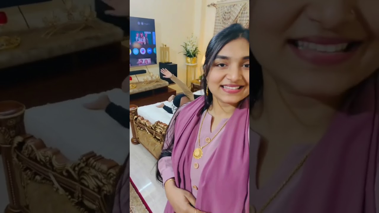 এই মহিলা দুই বাচ্চা রাইখা এতো ঘুরাঘুরি করে কিভাবে🤔 