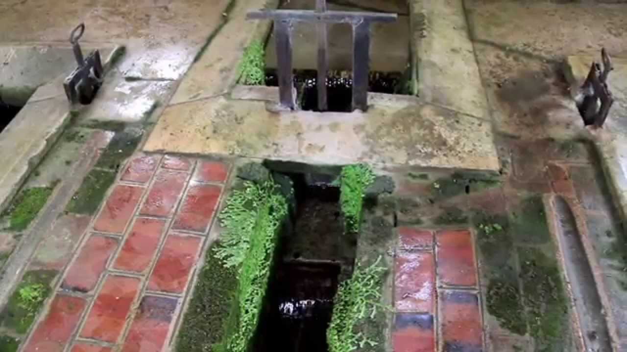 lavoir st julien du sault (yonne - bourgogne)