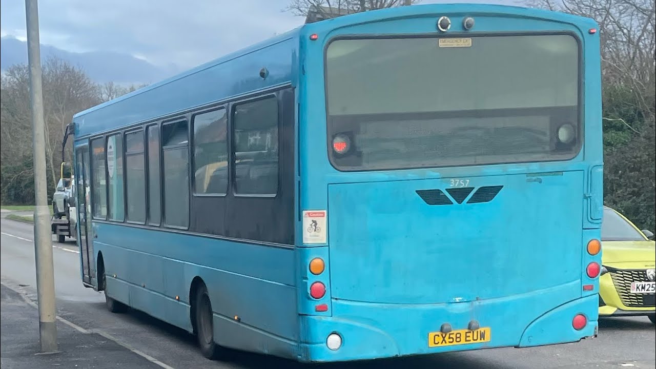 FAST!! Arriva Herts and Essex VDL SB200 Wright Pulsar 3757 CX58 EUW on Route 2