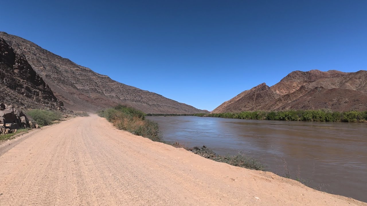 Namibia Day 9 C13 Aus to Orange River4