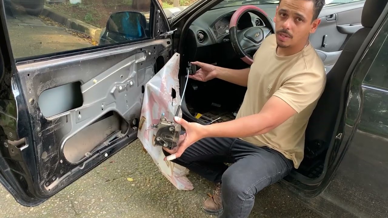 Substituição do Cabo de abertura da porta Celta 2007 em diante