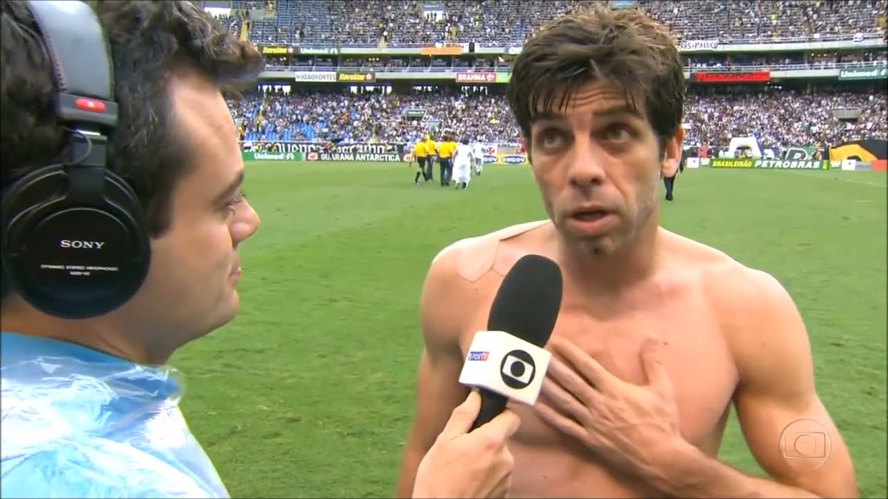 JUNINHO PERNAMBUCANO FALA NA SAIDA PRO INTERVALO DE VASCO 2X1 FLUMINENSE BRASILEIRO 2011