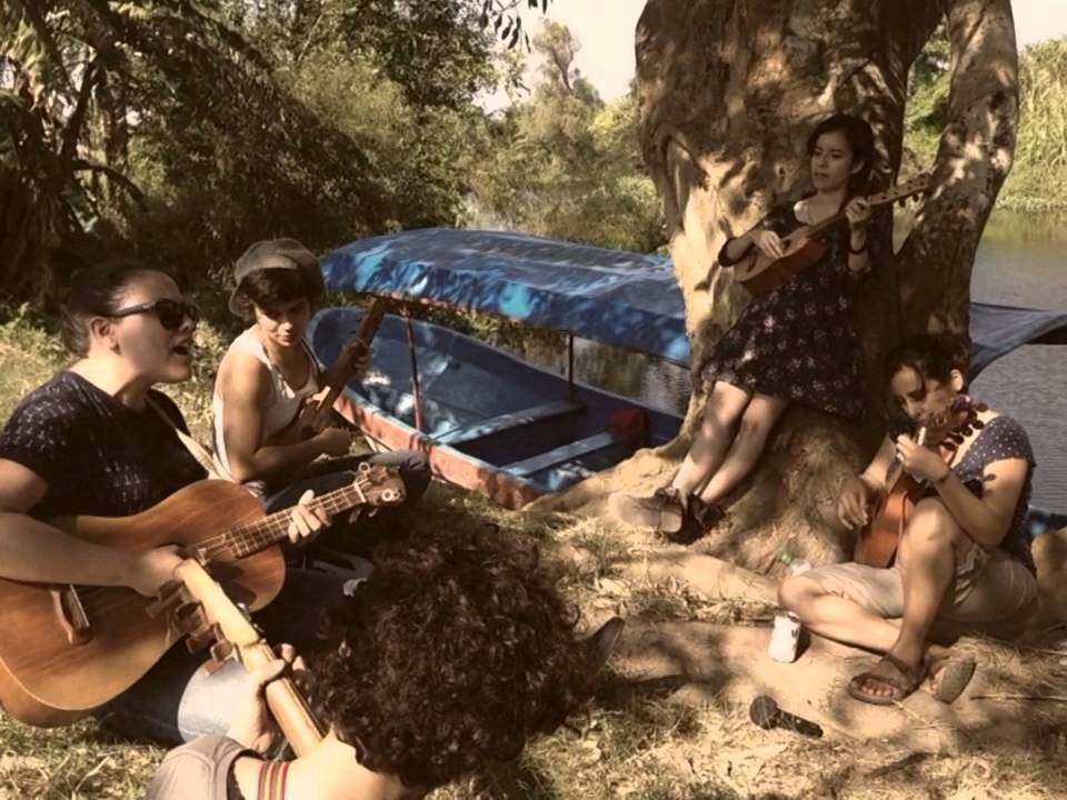 Siquisri con las Hojarascas...
