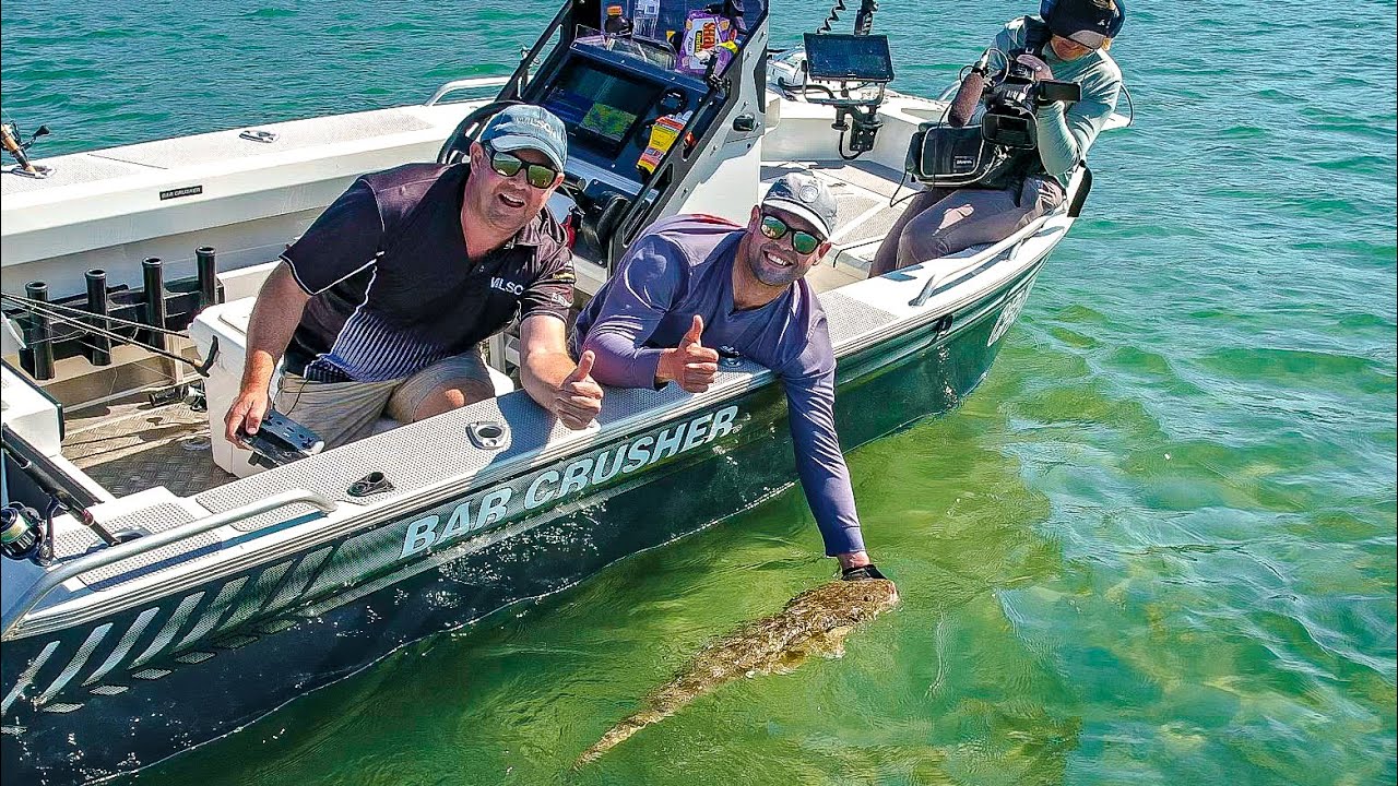 MONSTER flathead with Hook, Line and Sinker in the Bar Crusher 535XS