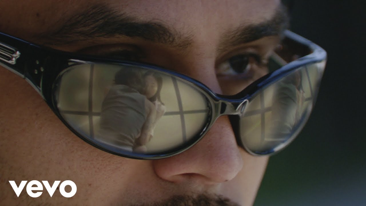 Alvaro Diaz - PARANOIA (Official Video)