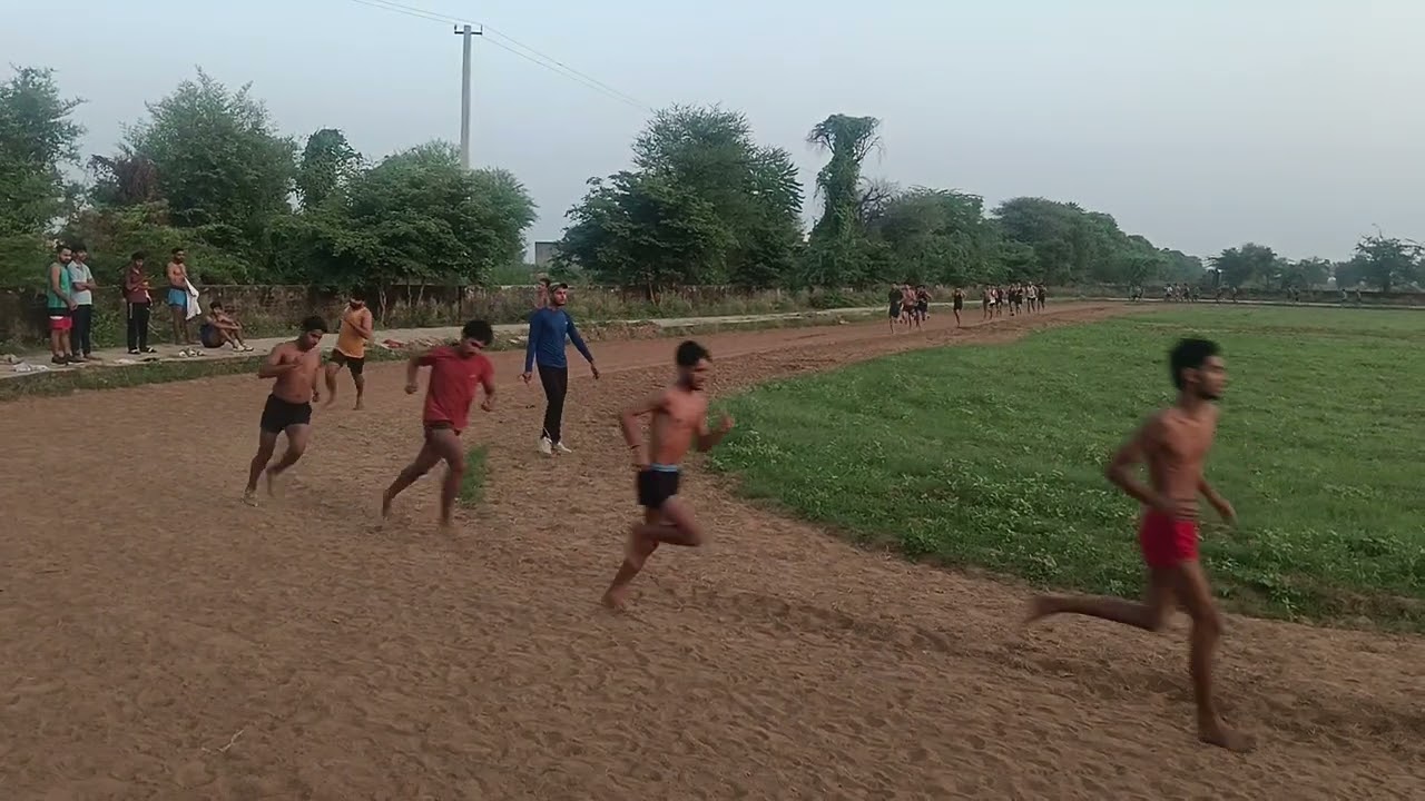 🇮🇳🪖Shiv Bhole Defence Academy Baghot 🇮🇳🏃1600m ka taime (4.40) balu ret me aar par parktish9896984818