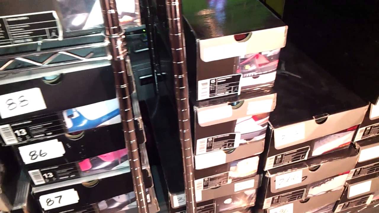 Коллекция кроссовок Michael Jordan из 773 пар