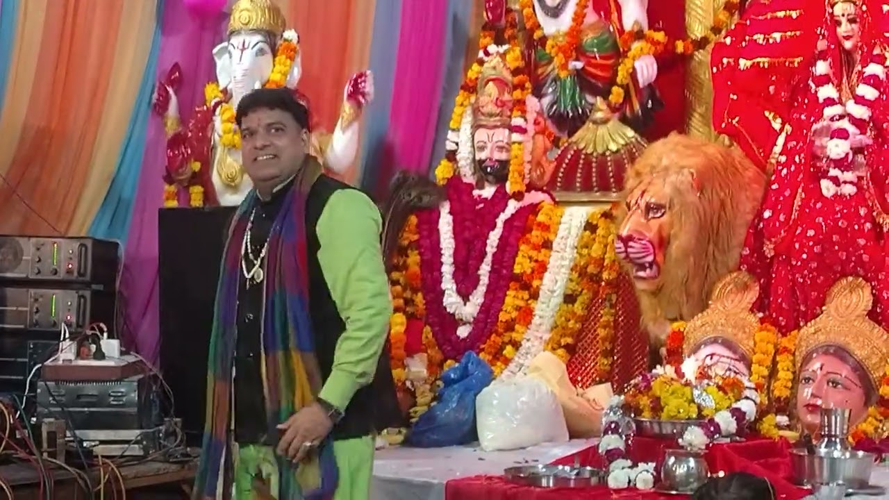 Kanhiya Tumhe Ek Nazar Dhekna Hai #vrindavan #barsana #viral #shyam #khatushyam 