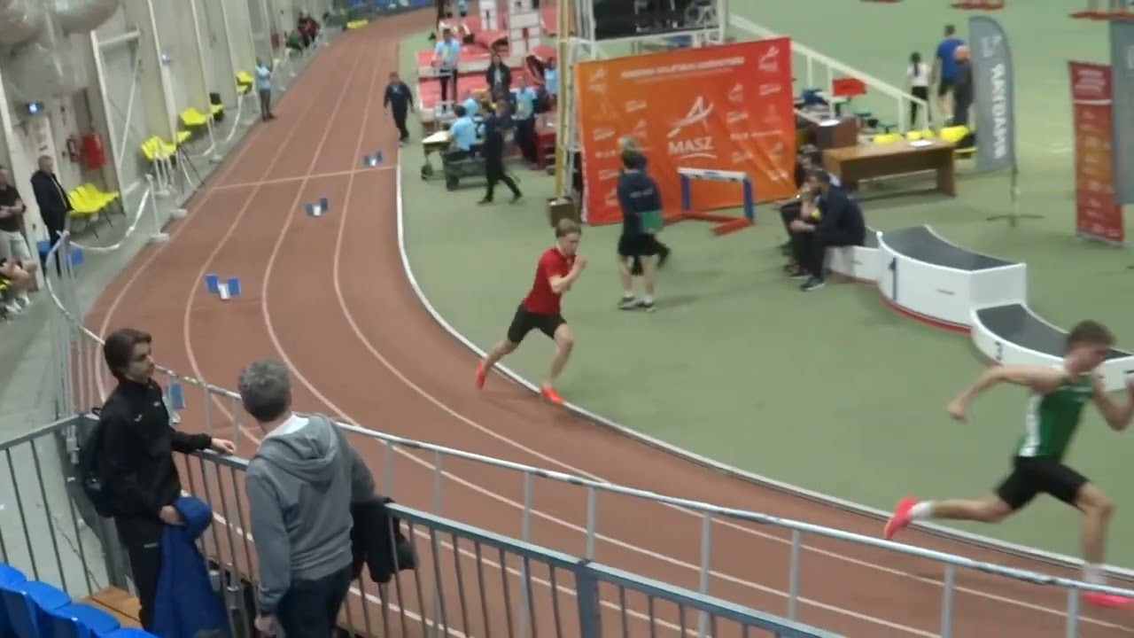 2026.02.14. Fedettpályás MASZ verseny, férfi 200m 13. i.f.