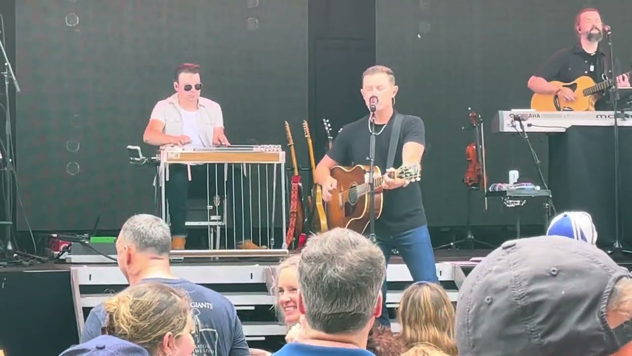 Scotty McCreery - Watermelon Crawl (Live) - Indian Ranch, Webster, MA - 6/23/24