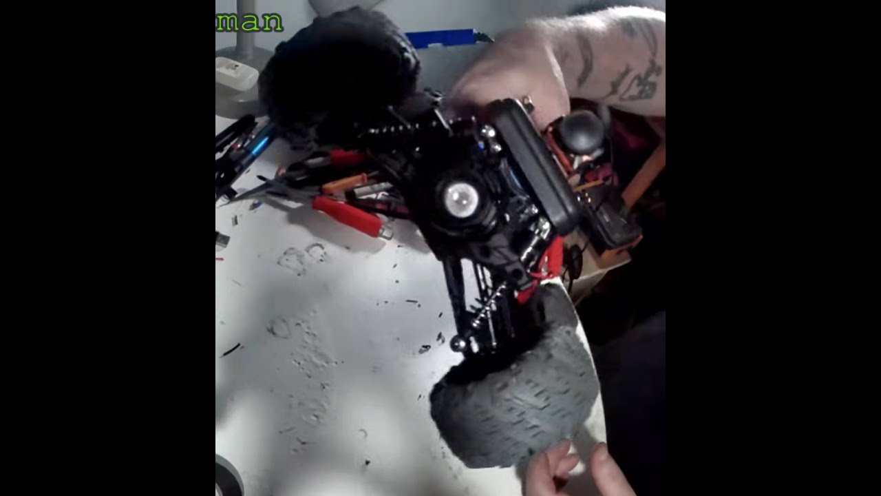 Custom RC Wildlife tracking car (Build video) with infrared camera and FPV