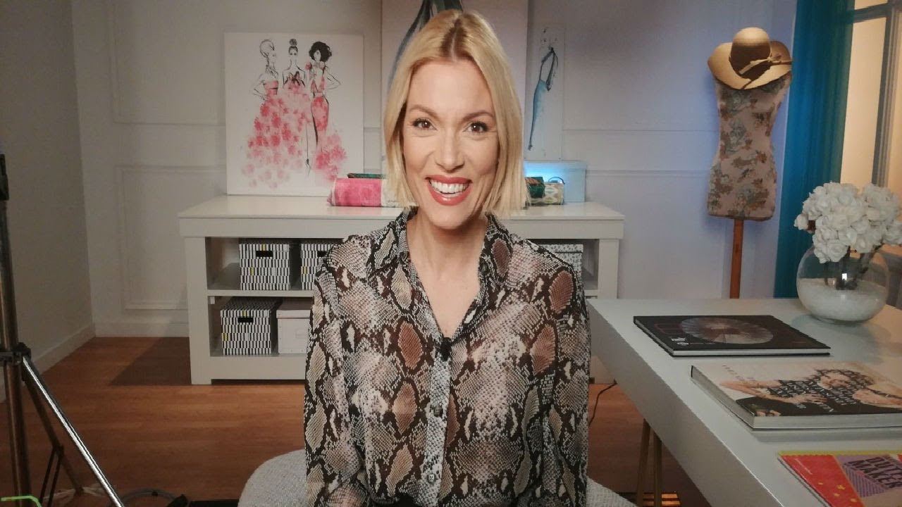 Shopping Star - 24.1.2019   «Κομψή με παλτό»
