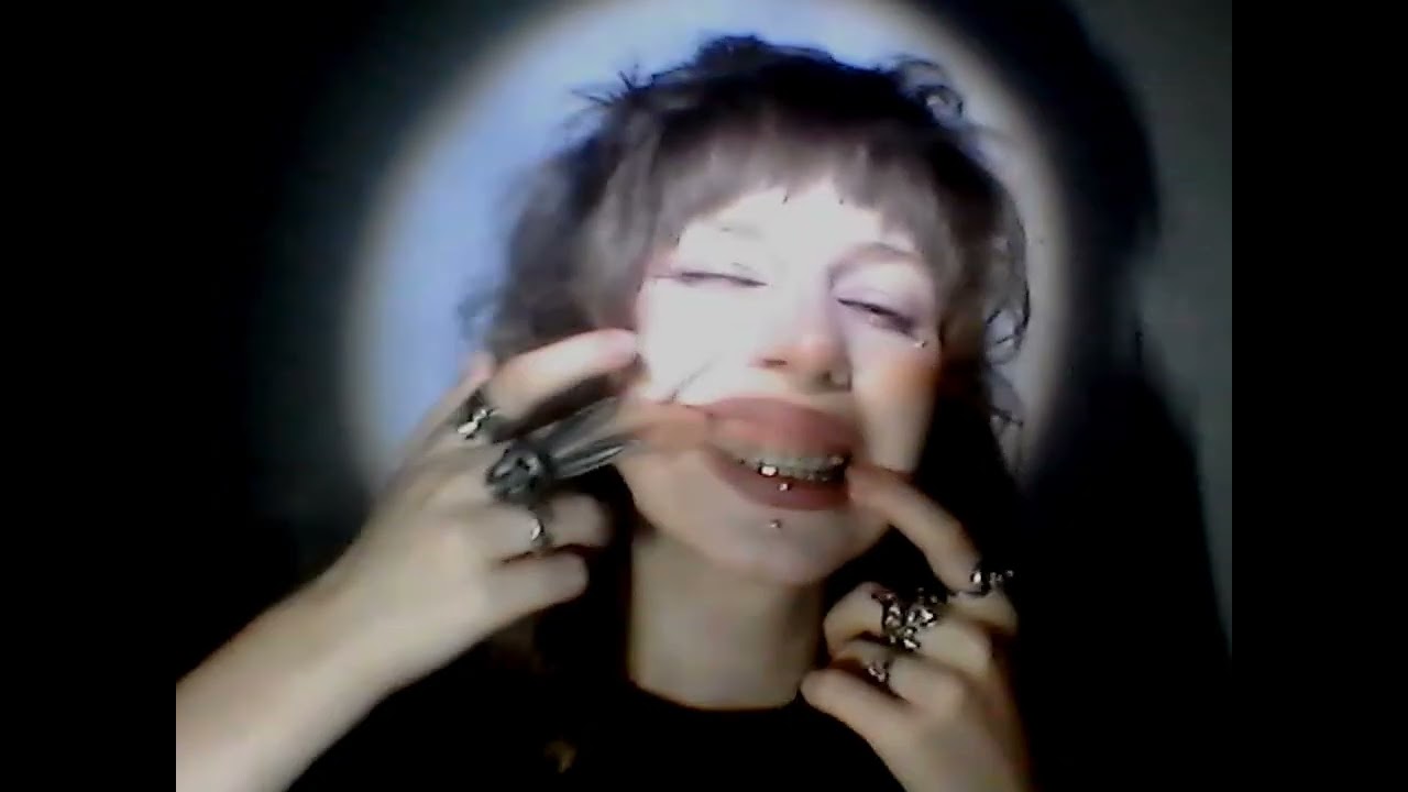 Sommwl - My red eyes (Official Music Video)