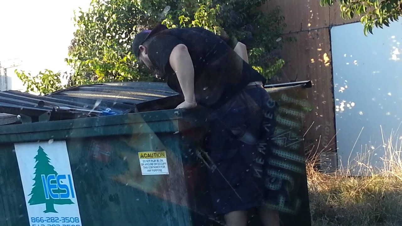 Okchief420 And Will Go Gamestop Dumpster Diving EP.18 The Force
