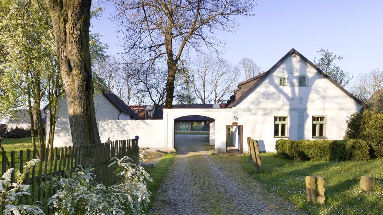 Okouzlující usedlost ve vesnici Manešovice, finalista České ceny za architekturu 2019