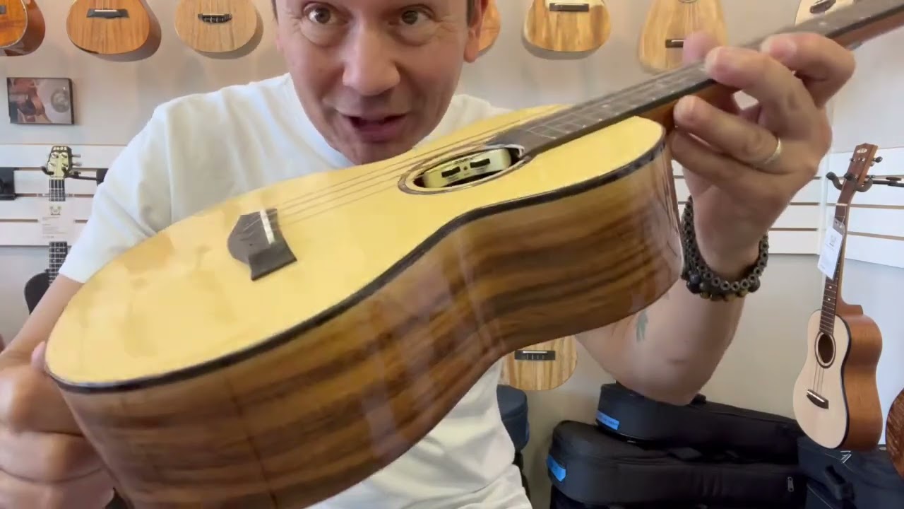 Flight Voyager Tenor Electric Ukulele Demo/Review at Aloha City Ukes