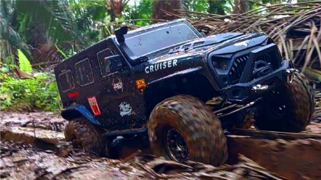 Rc Crawler 1/10 | Adventure in The Mud of an Oil Palm Plantation | Off Road Driving 4x4