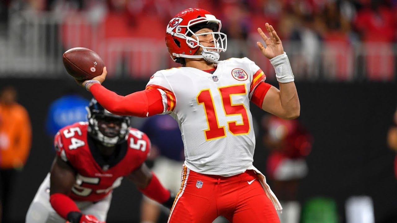 Patrick Mahomes: 70 Yard Throw In-Game (BEST QUALITY)
