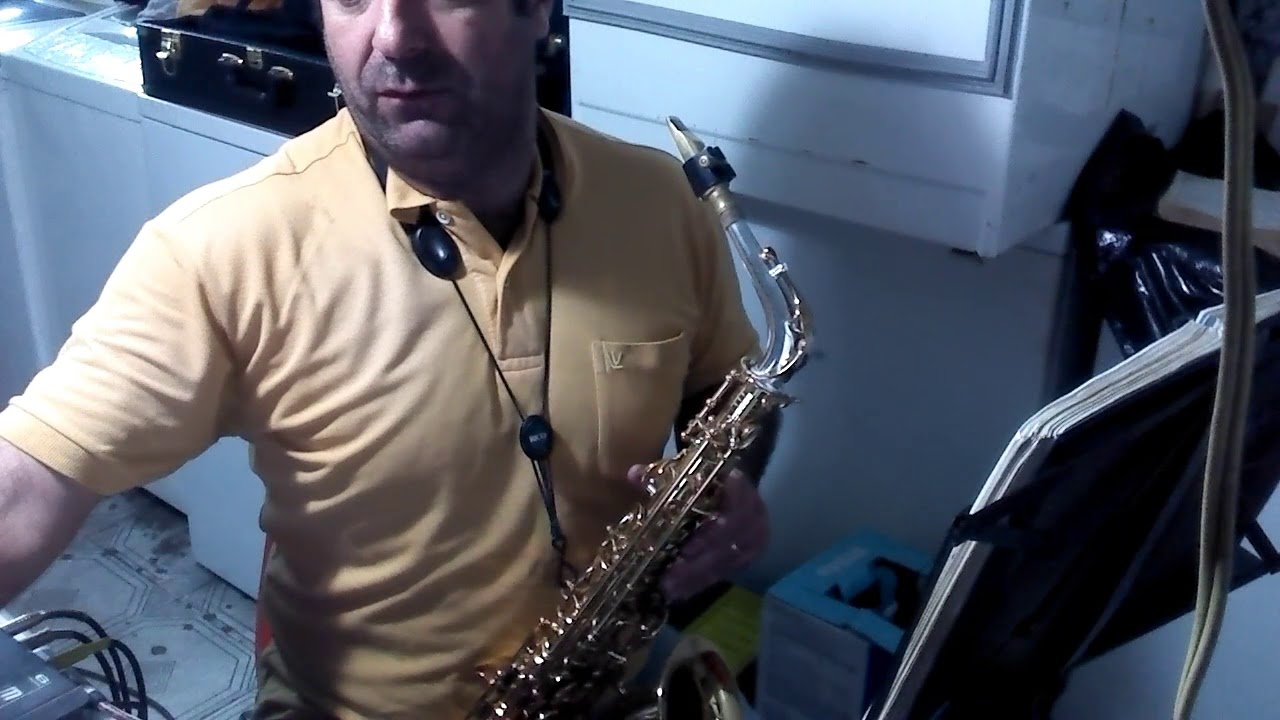 Hino 239 CCB sax alto no soprano