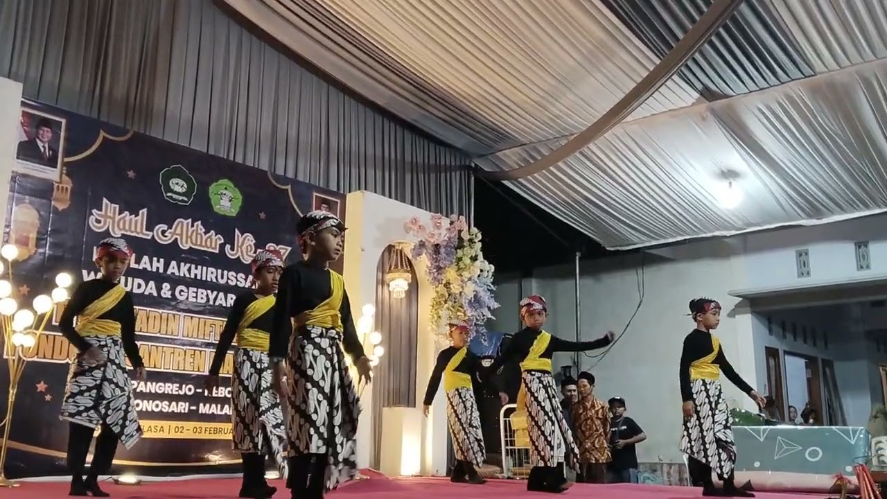 Tari lir ilir
