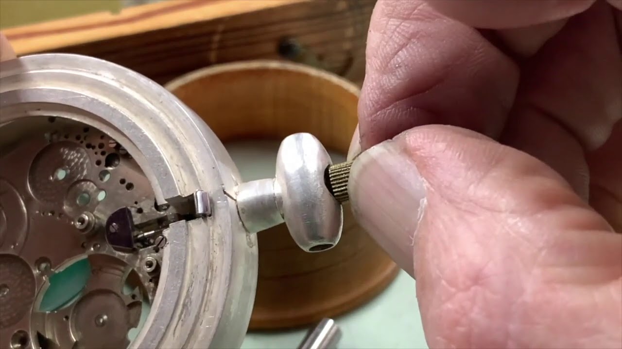 15 Gehäuse-Machen für Taschenuhrwerk B. Haas Jeune & Co