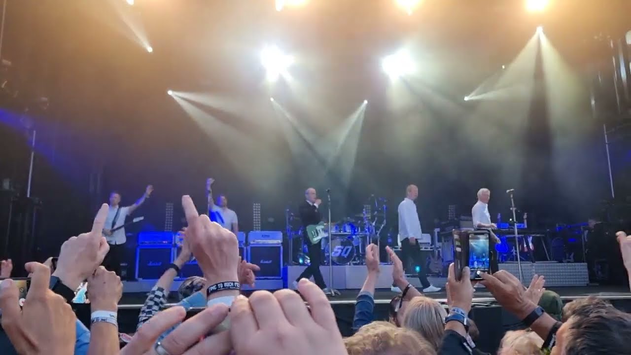 Status Quo - Sweet Caroline @ Time To Rock Knislinge 082022