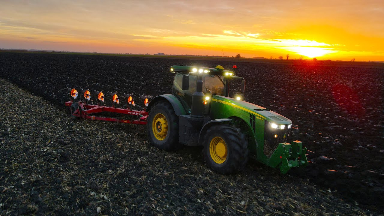 Sz&aacute;nt&aacute;s naplement&eacute;ben  2022 - JOHN DEERE 8345R + Kverneland RN 100 - Ploughing/Orka-VADAS-AGRO Kft.