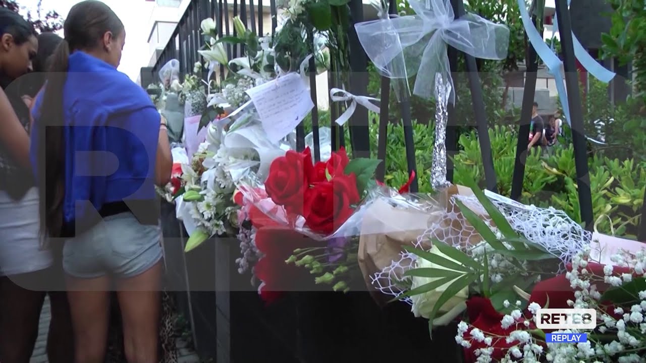Omicidio Thomas - Oggi i funerali del 16enne, due città in lutto