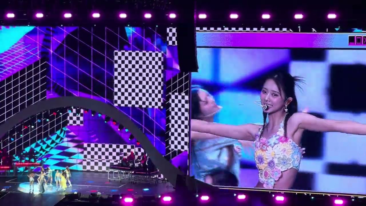 TWICE “TALK THAT TALK” READY TO BE DAY 2 LIVE IN BULACAN, PHILIPPINES 100123